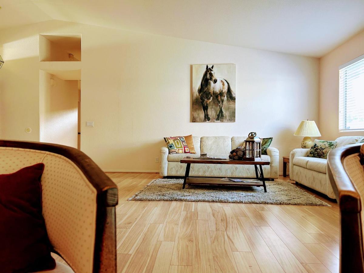 Golden Saddle Suite With Tv And Private Bathroom Hemet Dış mekan fotoğraf